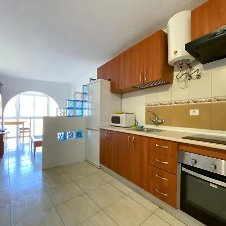 Americas Terrazas - 1br - 4 Guests - Free Wi-fi Apartment *